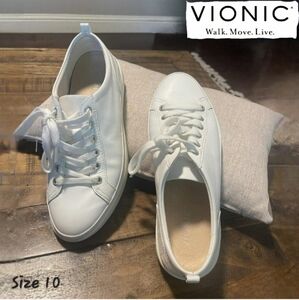 Vionic Winny Sneaker Size 10